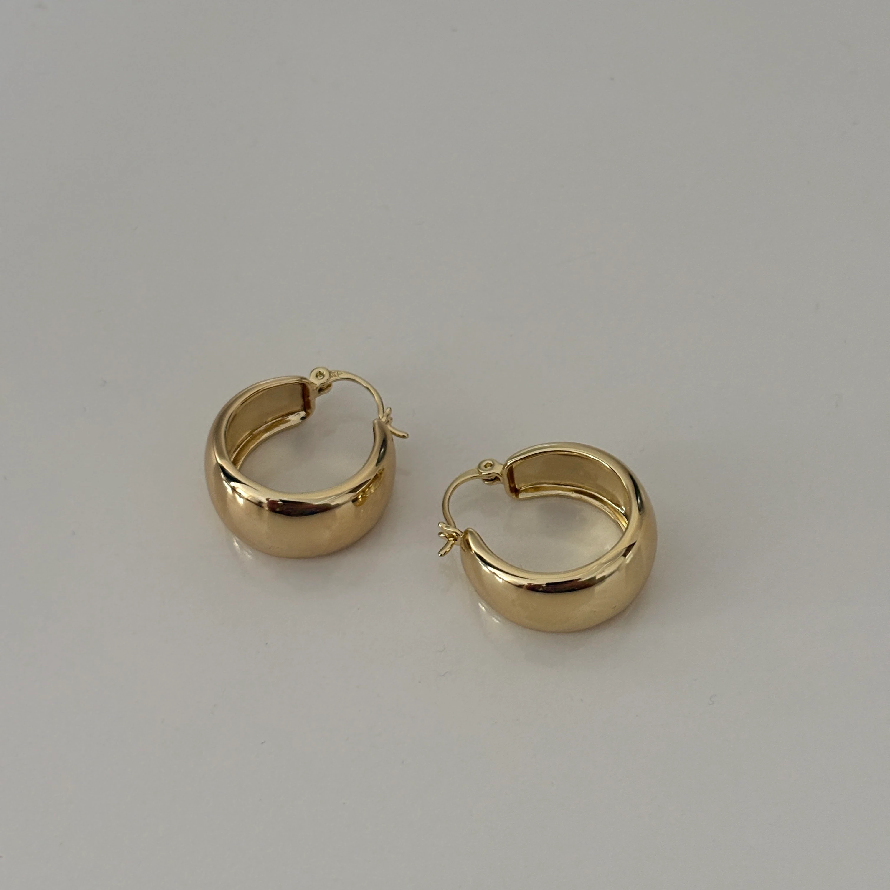 Xuping Bombeli Halka Küpe