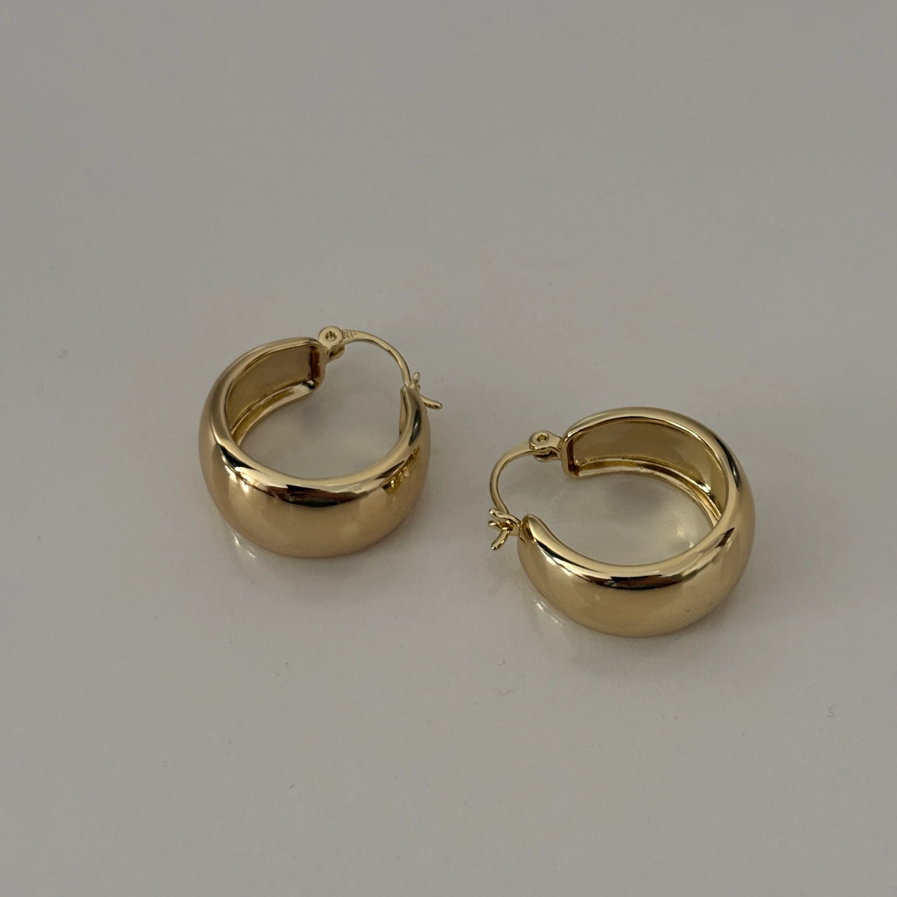 Xuping Bombeli Halka Küpe