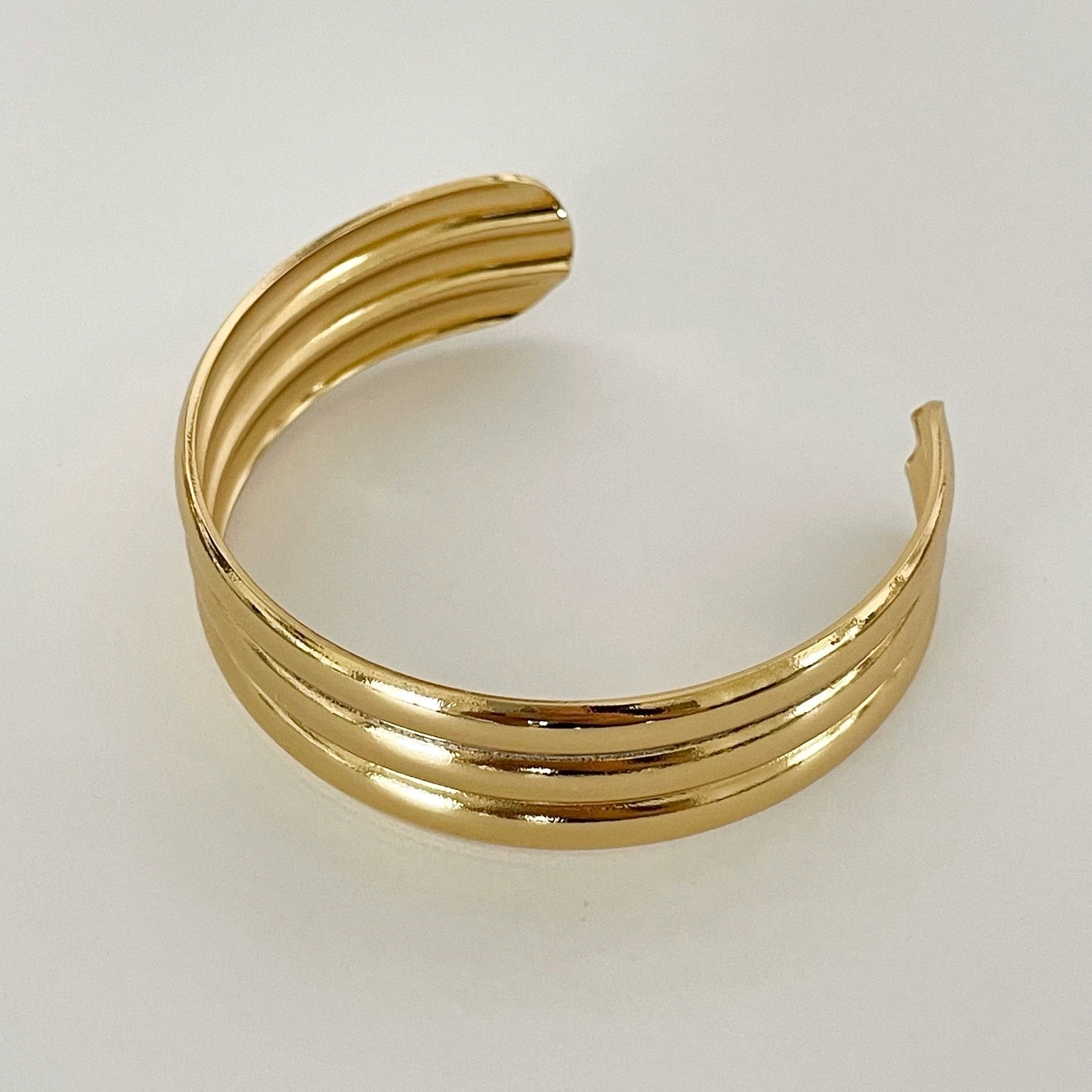 Çelik Çizgi Desen Kelepçe