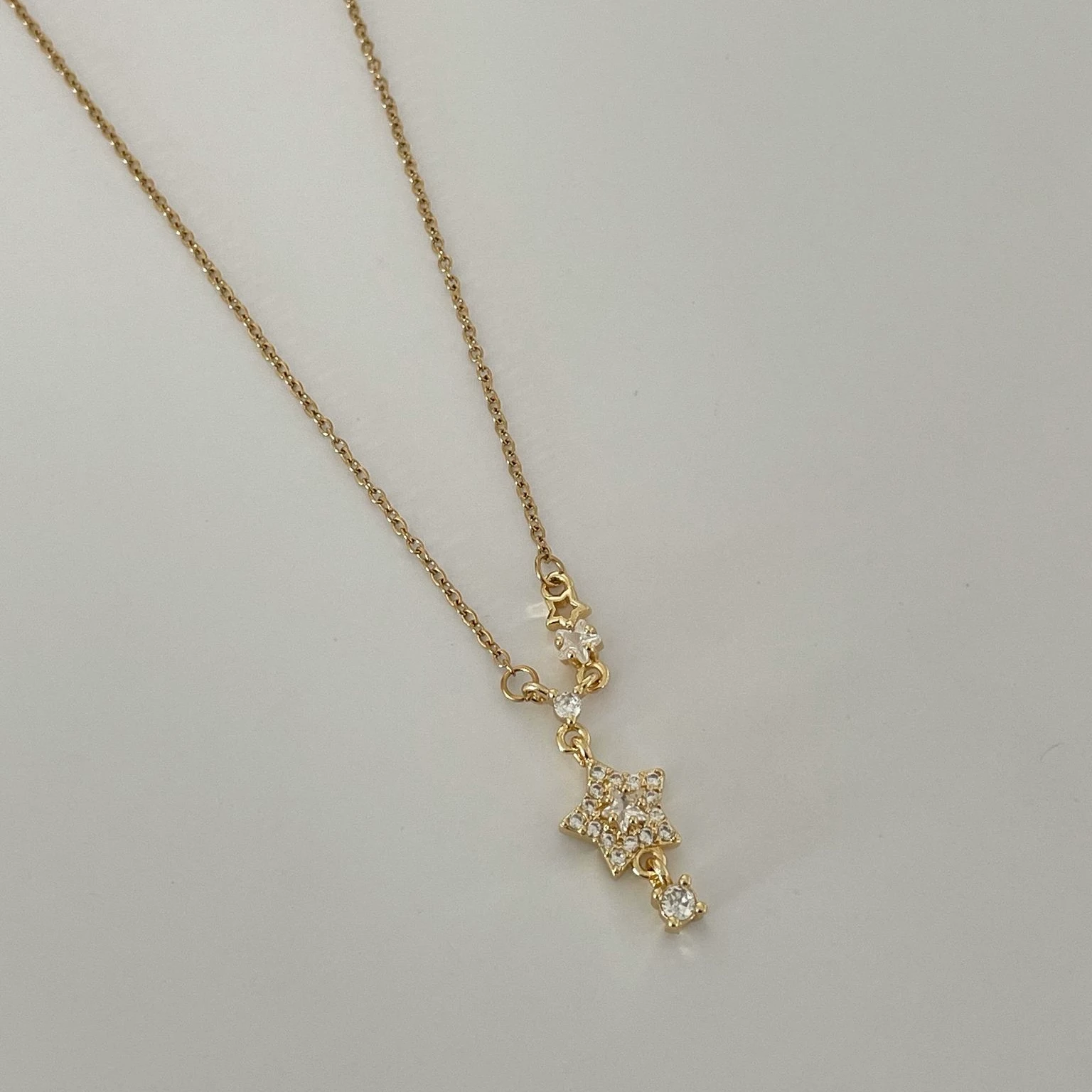 Çelik Minimal Taş Yıldız Kolye