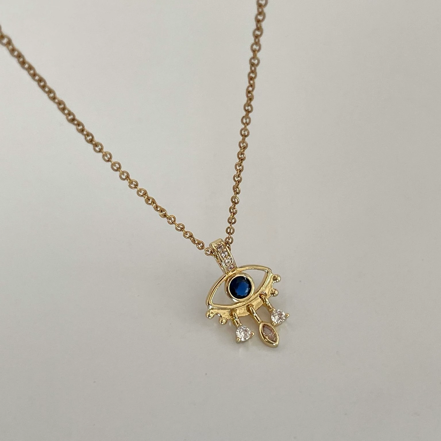 Çelik Lacivert Taş Sarkıt Göz Kolye