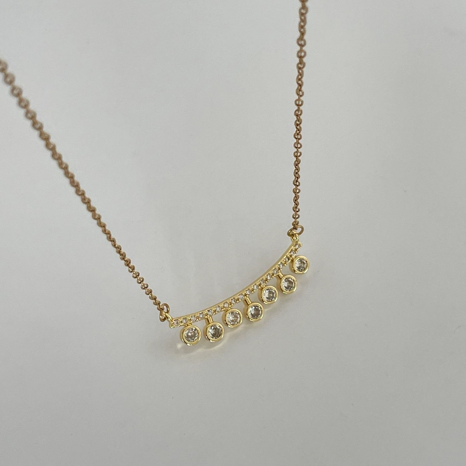 Çelik Oval Taş Minimal Kolye