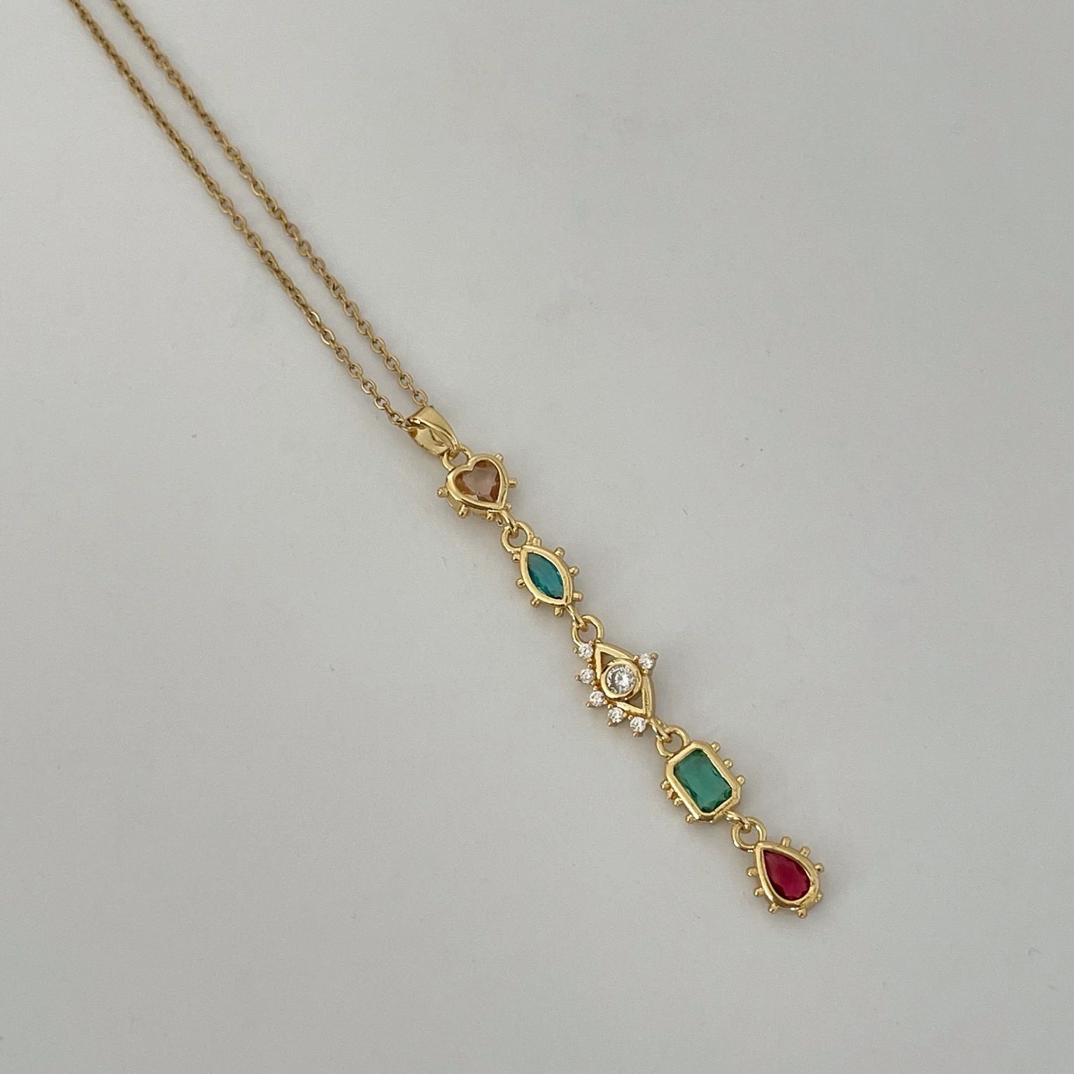 Çelik Renkli Taş Sembol Y Kolye