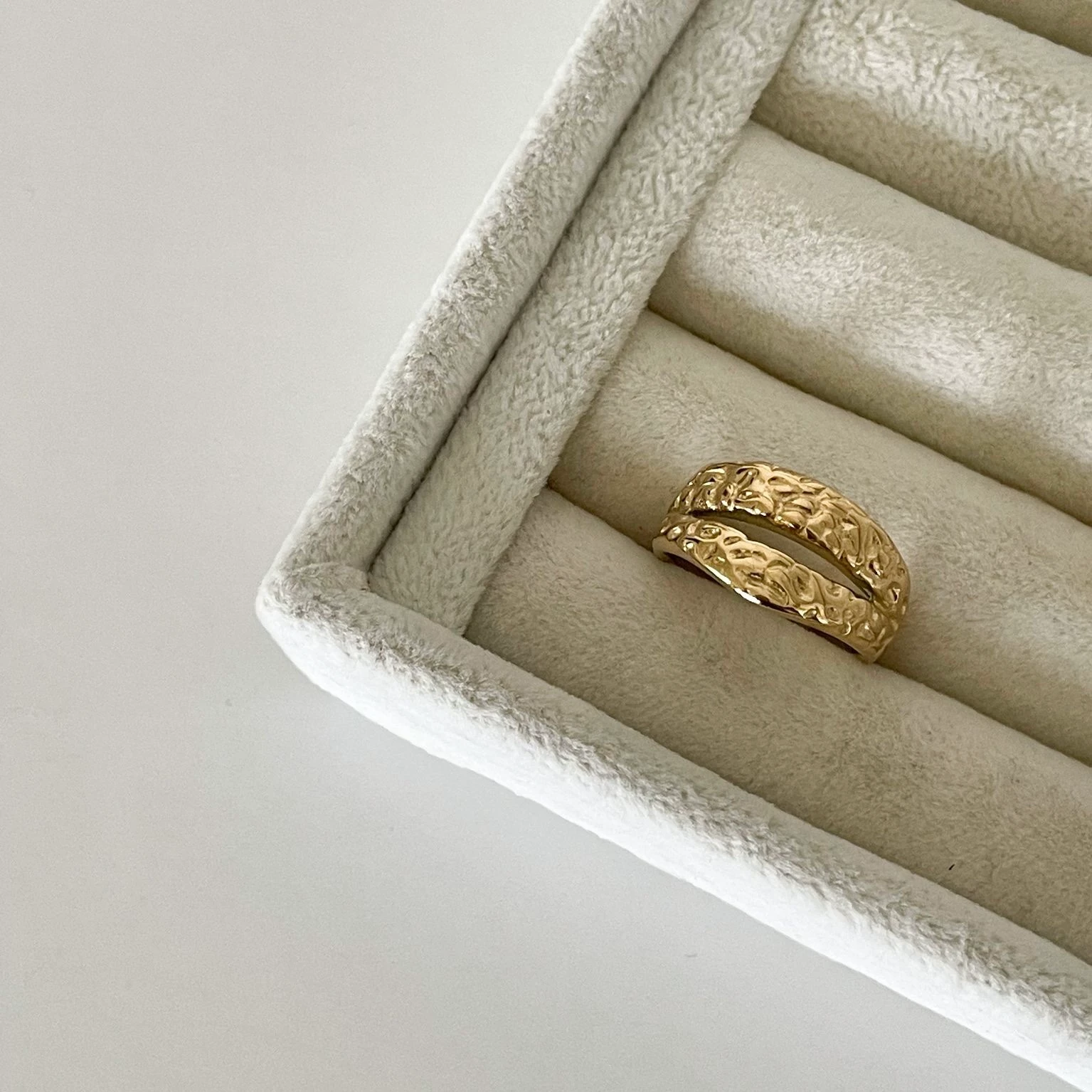 Çelik Dokulu Yüzük