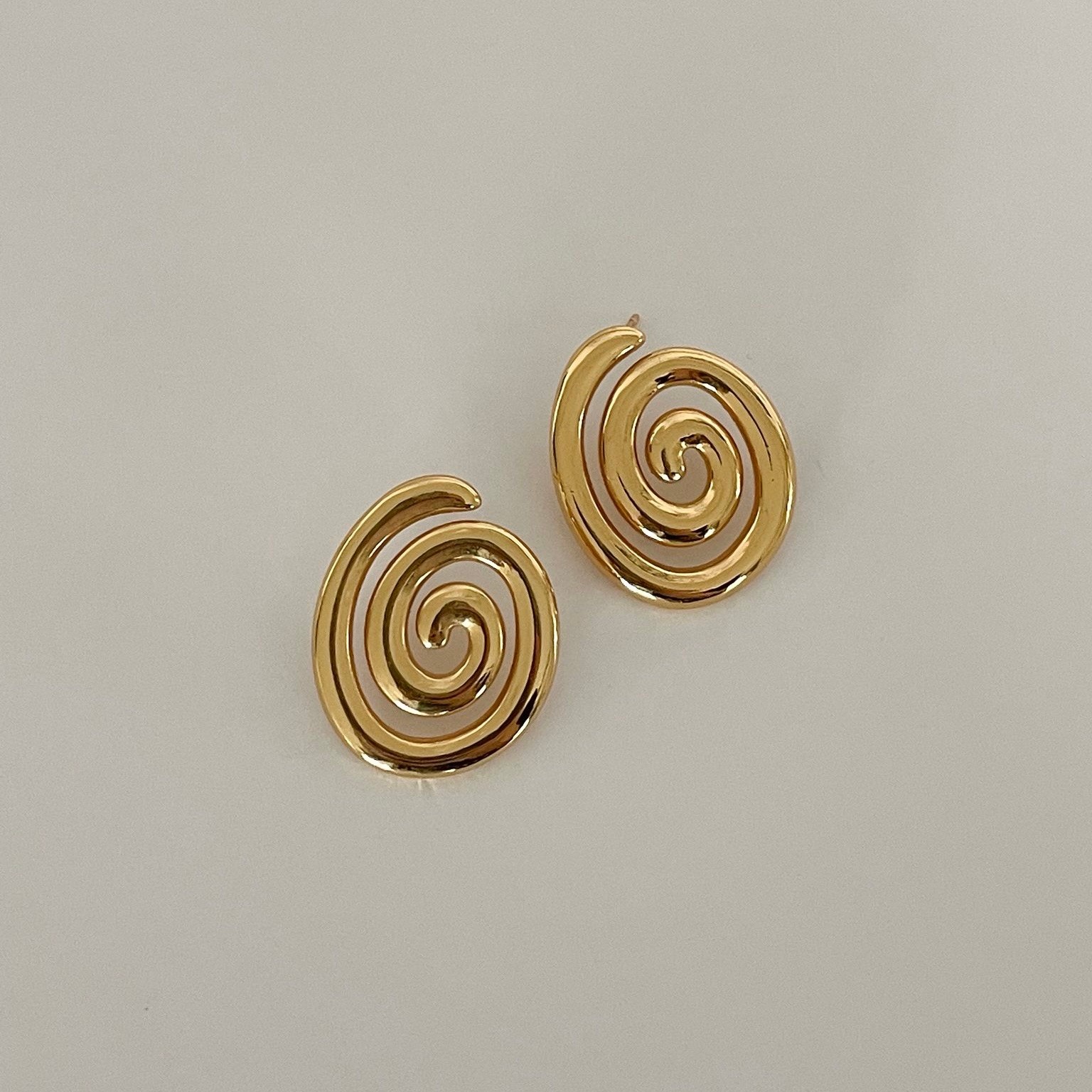 Çelik Sarmal Gold Küpe