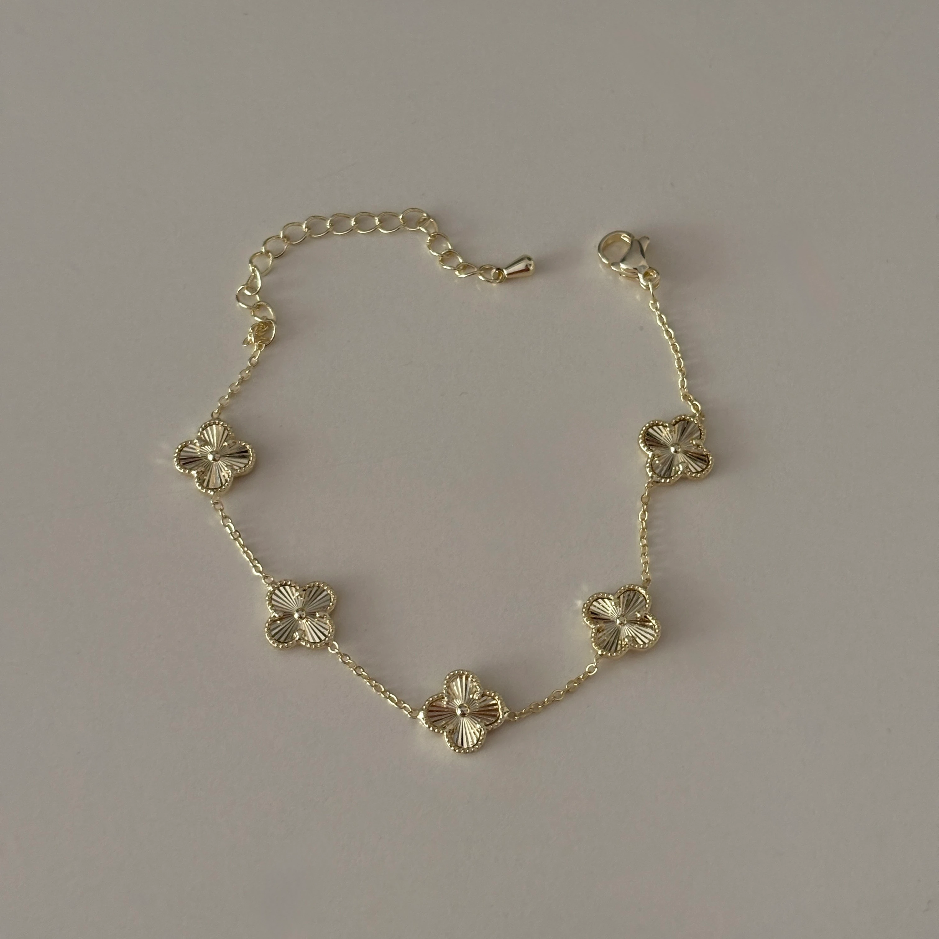 Vip Seri Mini Yonca Model Bileklik