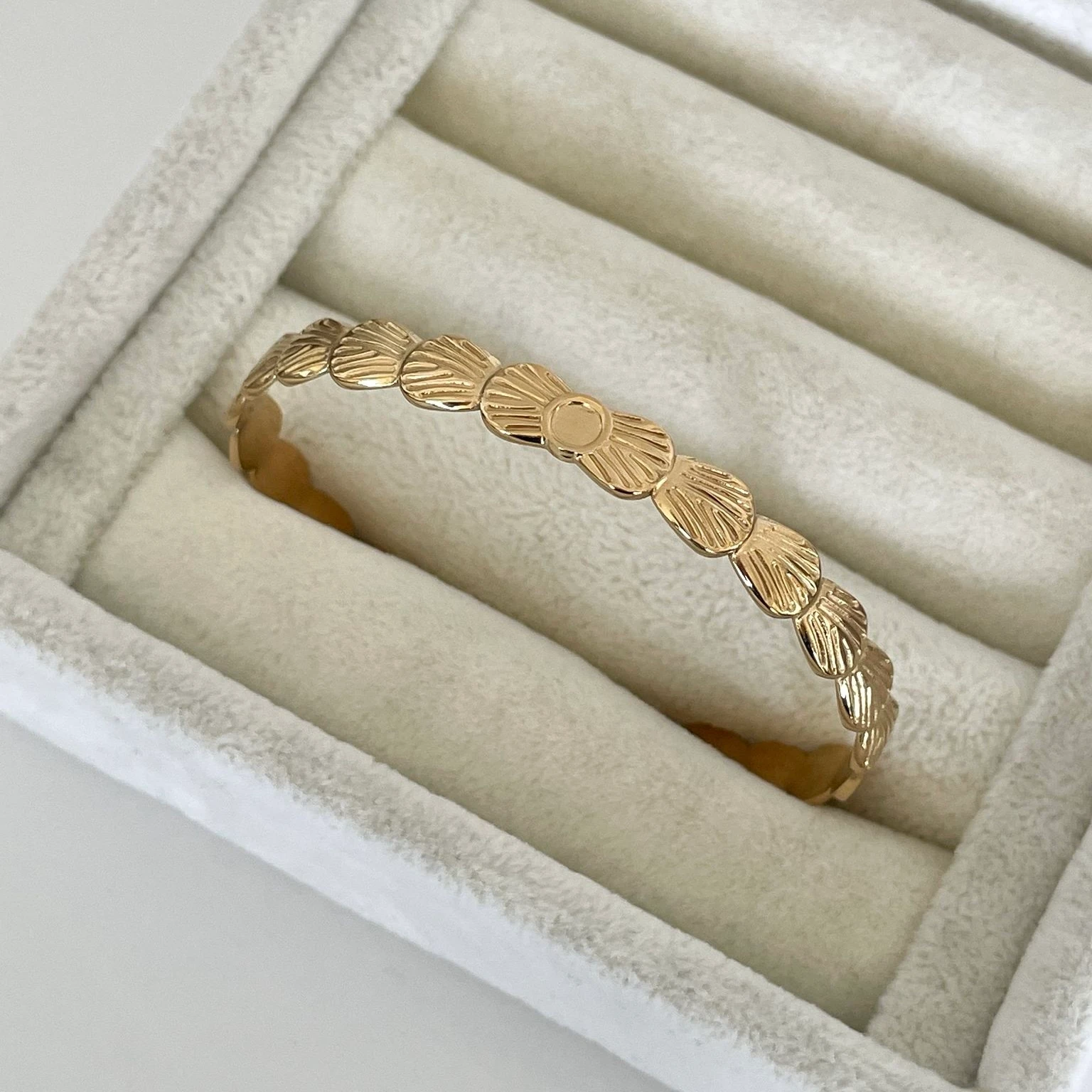 Çelik Kurdele Desen Açık Kelepçe