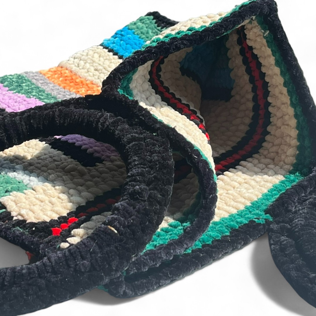 ETHNIC MAHAL CROCHET BAG 