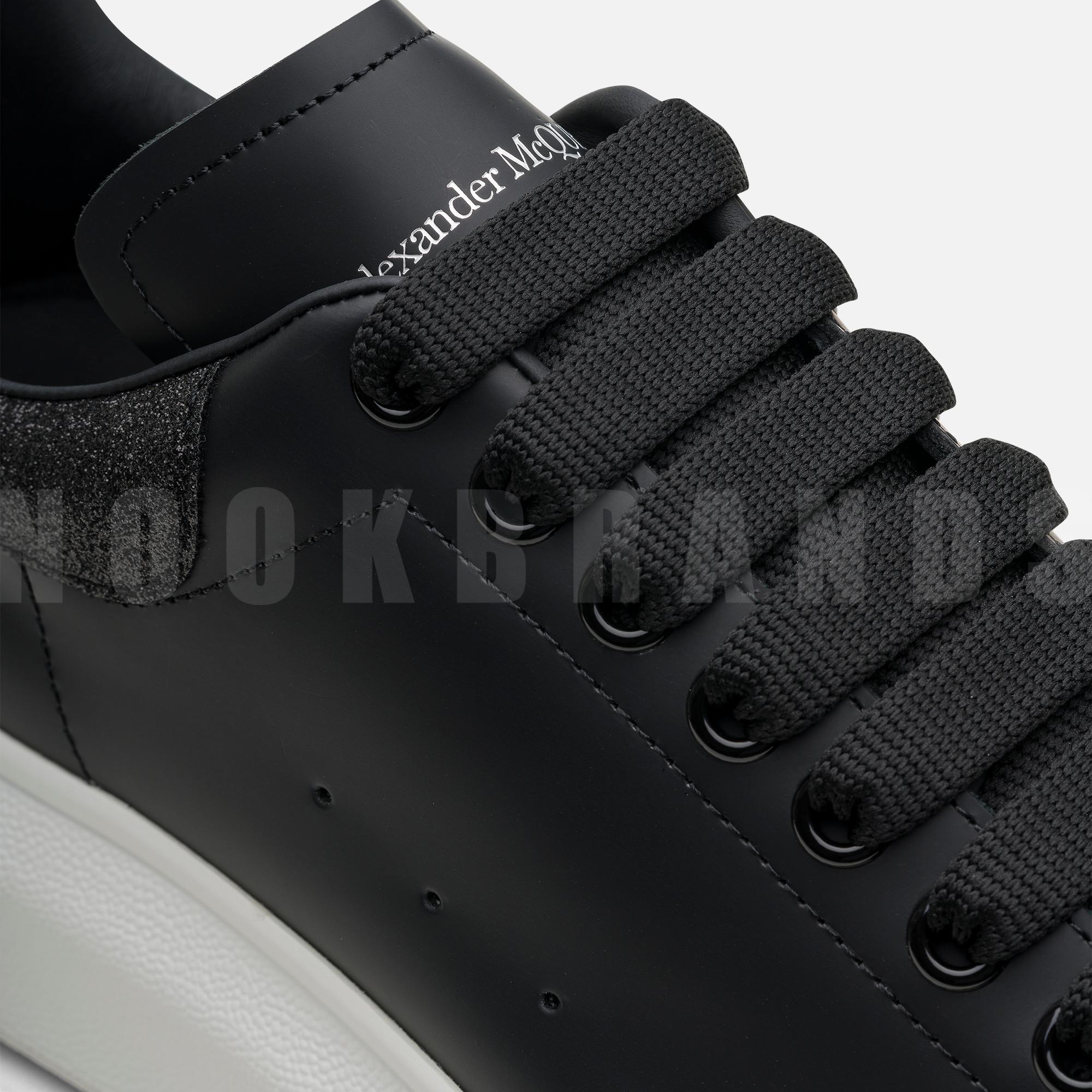 Oversize Siyah Deri Sneaker