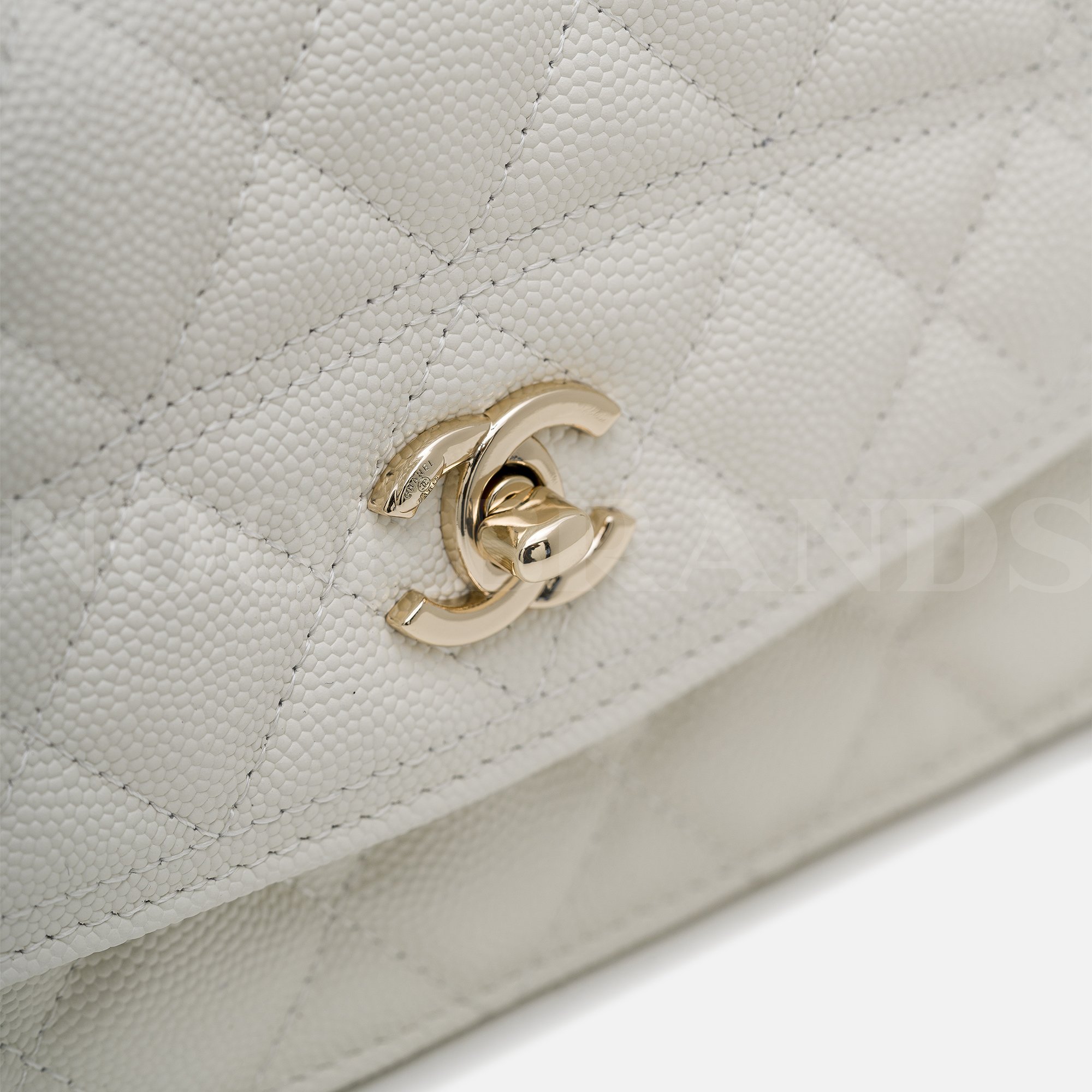 Page 1/1 | Clutches with Chain - Small Leather Goods  