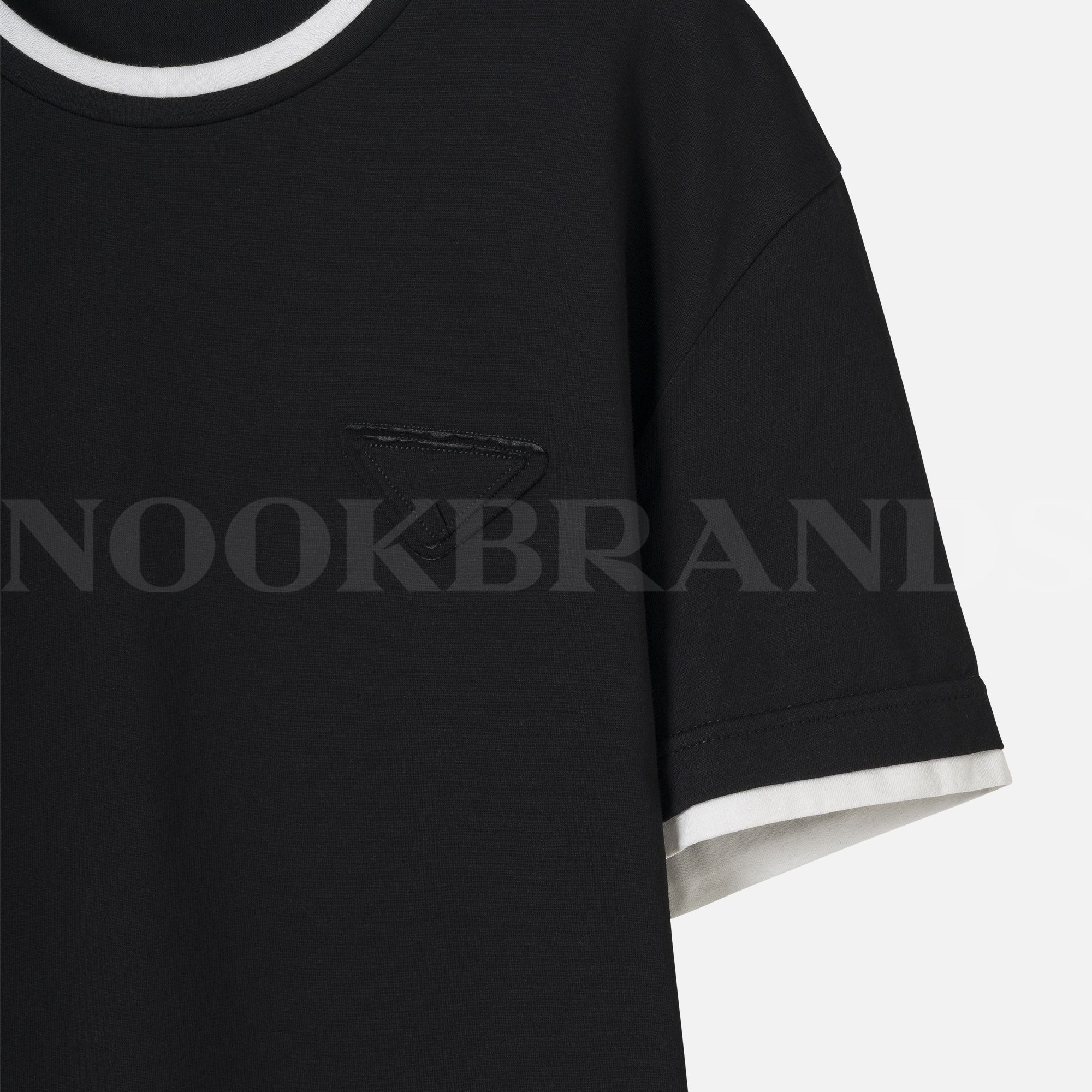 Siyah Logo Detay Erkek T-shirt