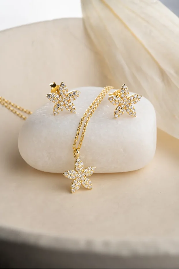 Gümüş Çiçek Model Takı Seti