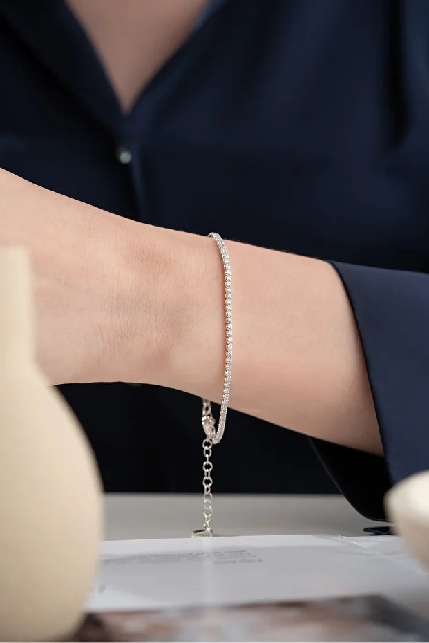 Gümüş Beyaz Taşlı Su Yolu Bileklik