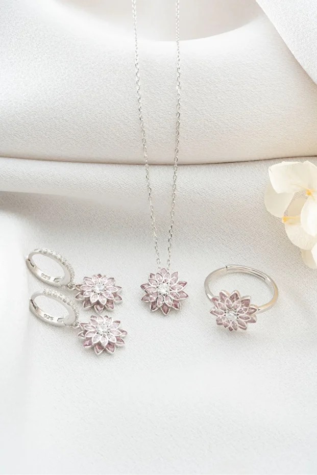 Gümüş Kutulu Pembe Taşlı Lotus Çiçeği Takı Seti