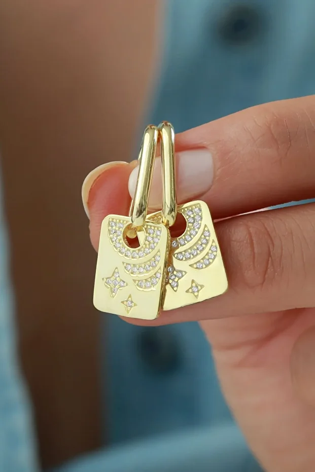 Gümüş Yıldızlı Plaka Küpe