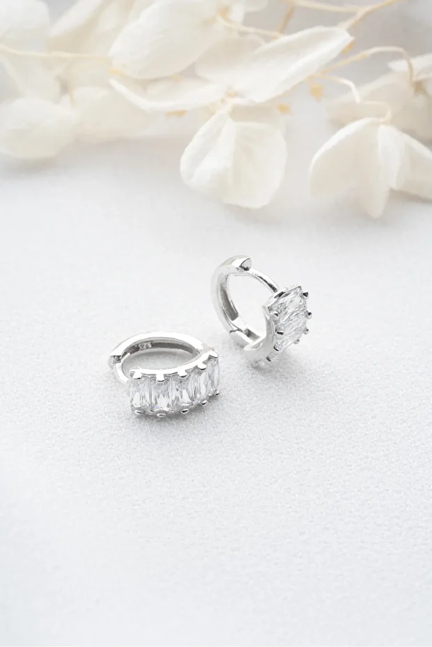 Gümüş Baget Taşlı Halka Küpe