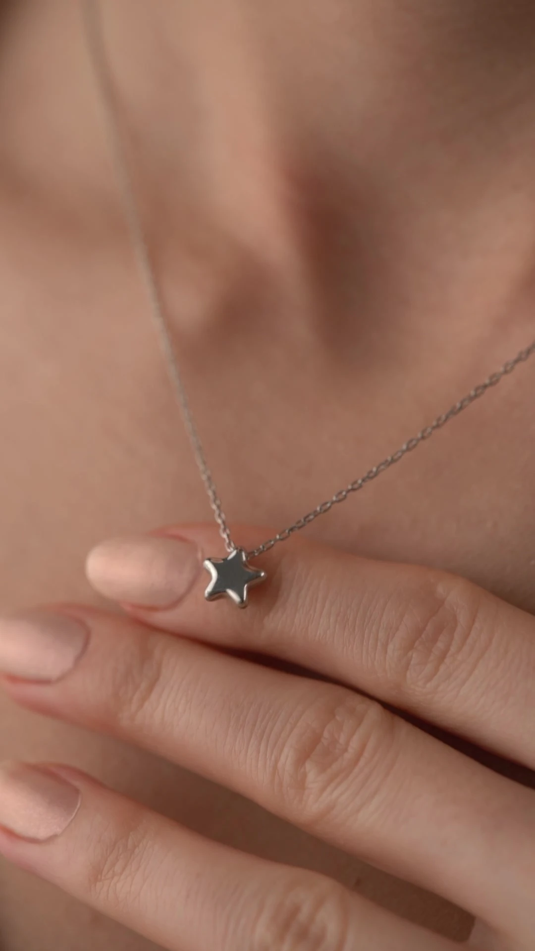 Gümüş Minik Yıldız Kolye