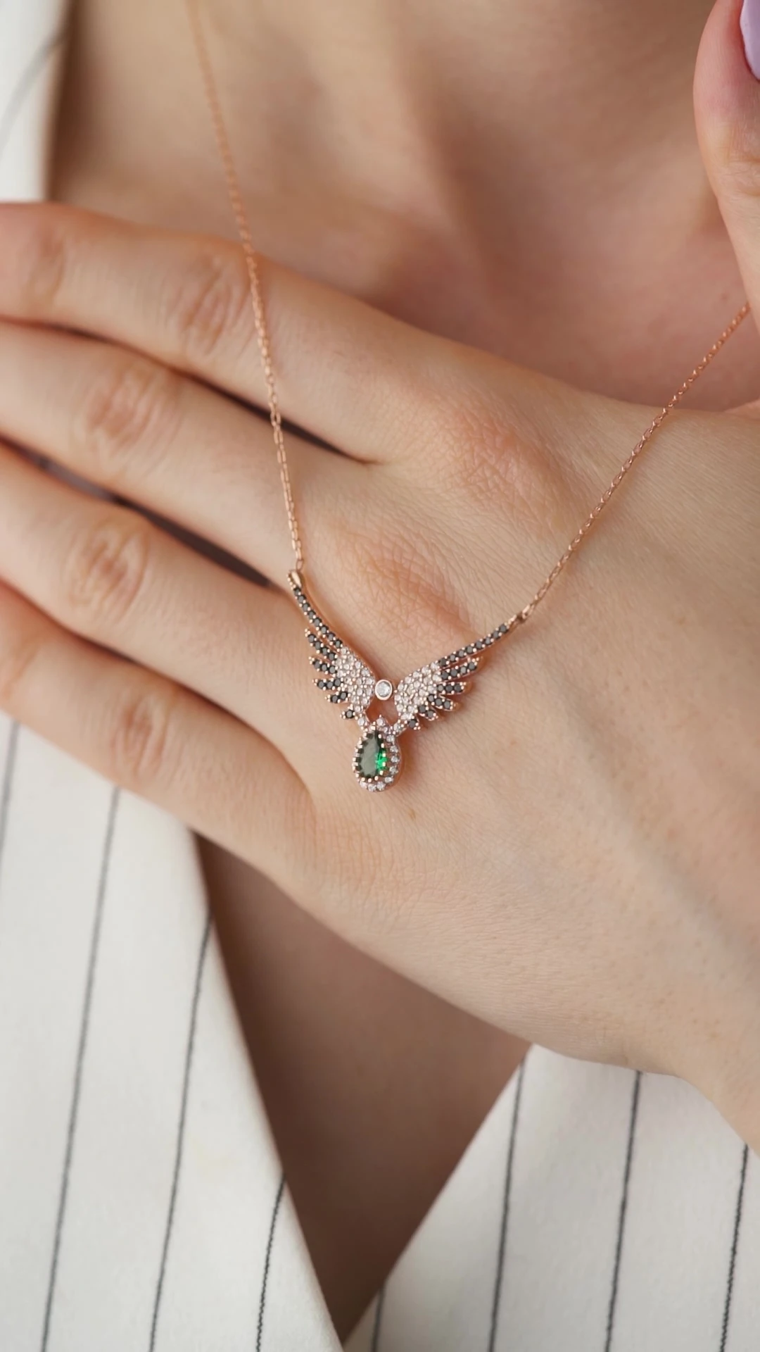 Gümüş Kanat Kolye