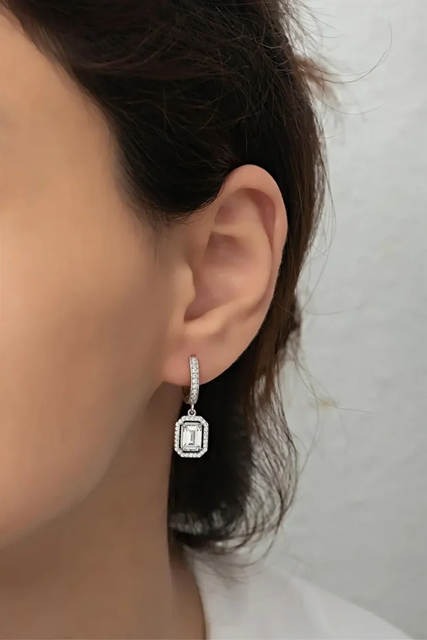 Gümüş Baget Taşlı Küpe