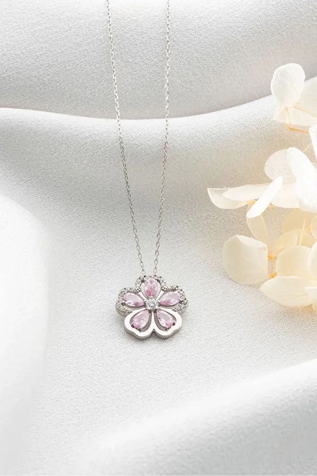 Gümüş Işıklı Kutuda Nergis Çiçeği Kolye