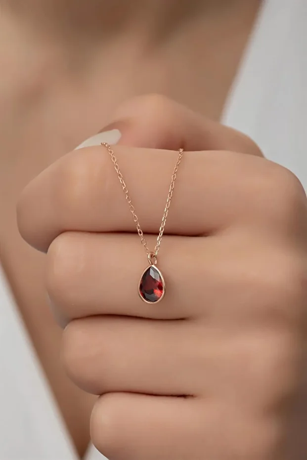 Muhteşem Silver 925 Ayar Gümüş Tektaş Damla Kolye