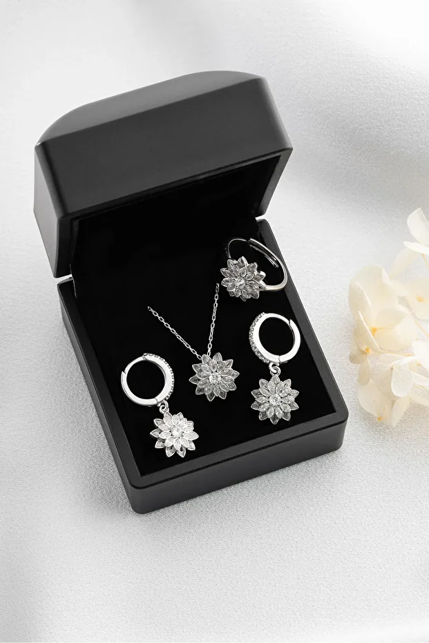 Gümüş Lotus Çiçeği Takı (Kolye-Küpe-Yüzük)Seti