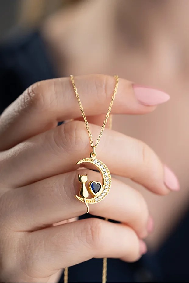 Gümüş Işıklı Kutuda Mavi Taşlı Gold kedi Kolye