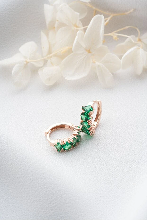 Gümüş Zümrüt Yeşili Baget Taşlı Halka Küpe