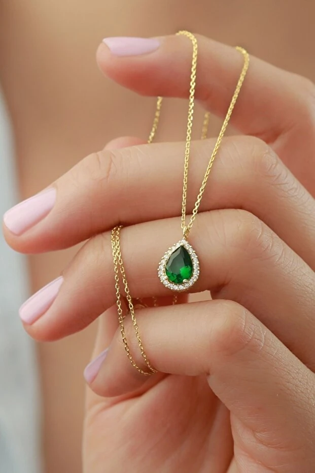 Gümüş Pırlanta Model Kolye