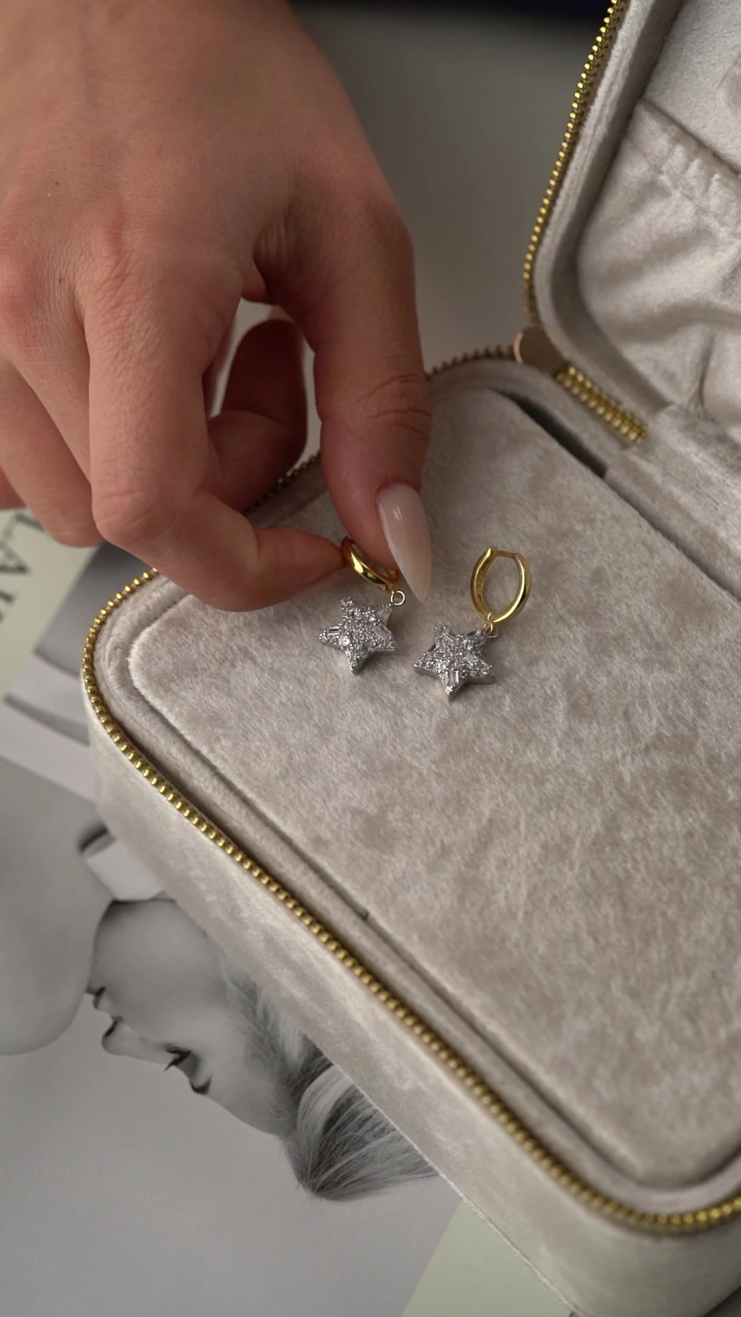 Gümüş Baget Taşlı Yıldız Küpe