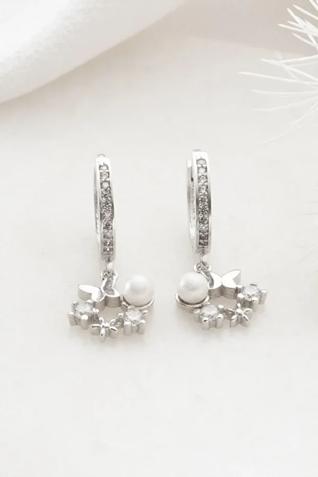 Gümüş İncili Kelebek Küpe