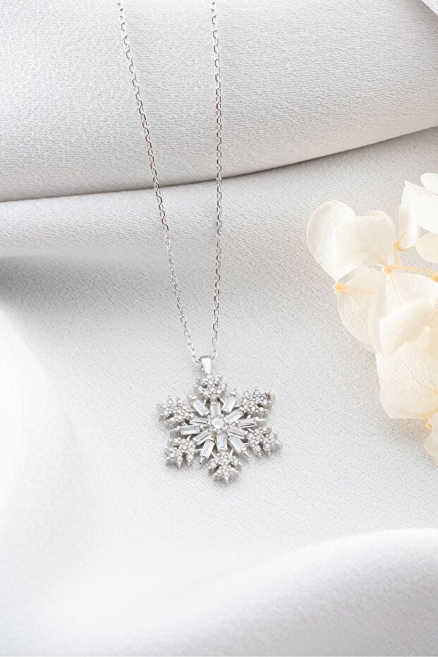 Gümüş Baget Taşlı Kartanesi Kolye