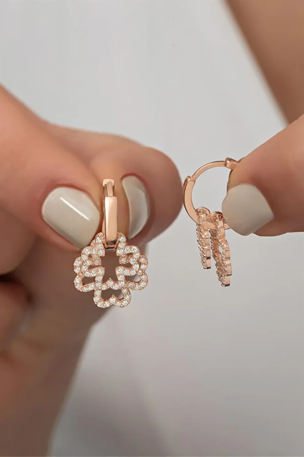 Gümüş Yonca Küpe