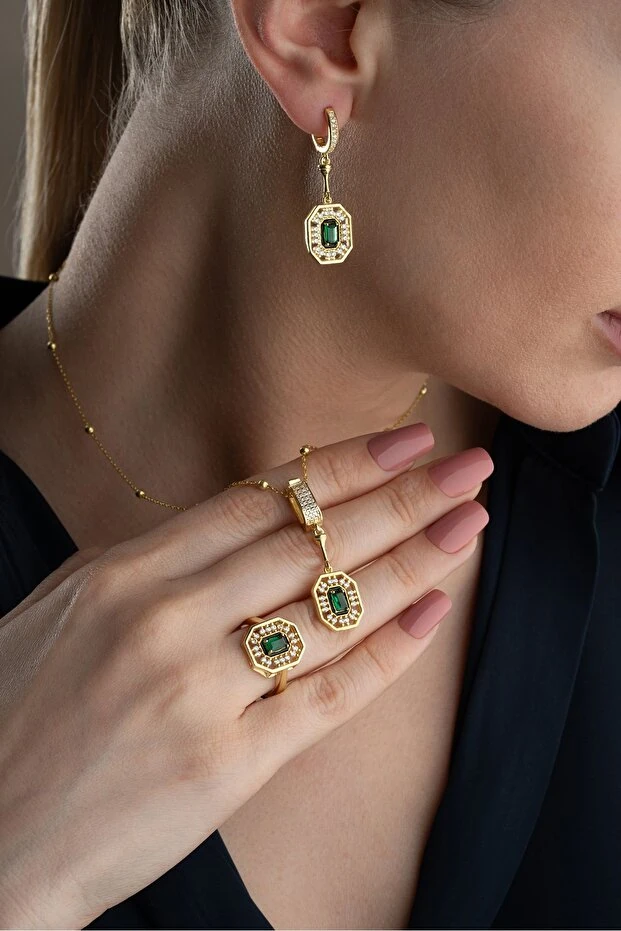 Gümüş Işıklı Kutuda Serenay Set Takım