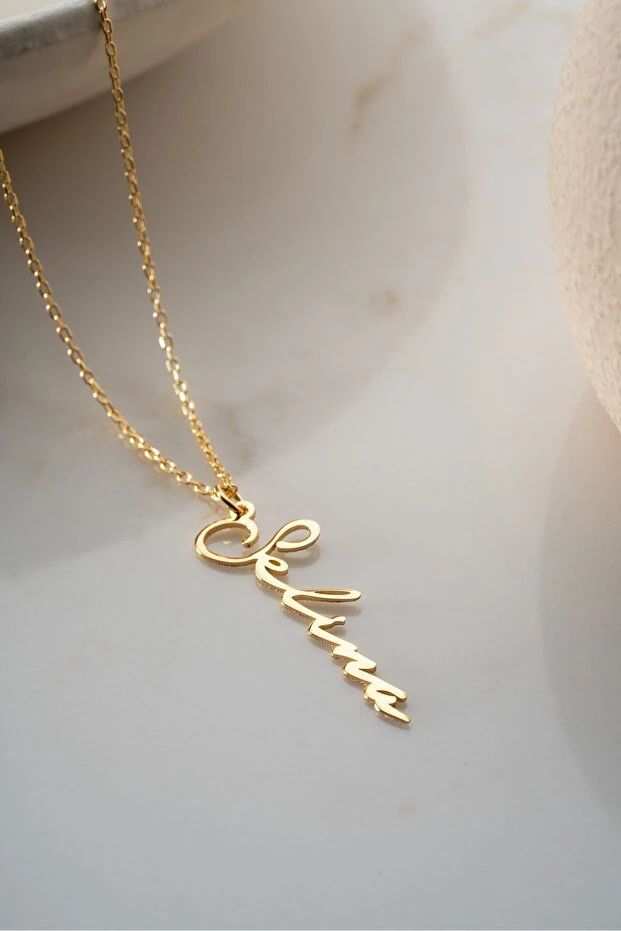 Gümüş Kişiye Özel İsimli Kolye