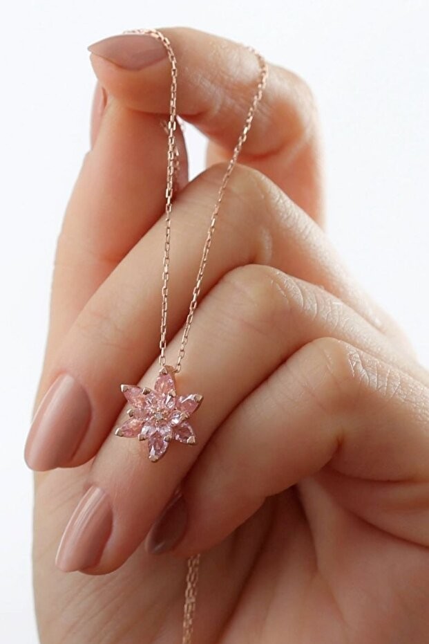 Gümüş Pembe Lotus Çiçeği Kolye