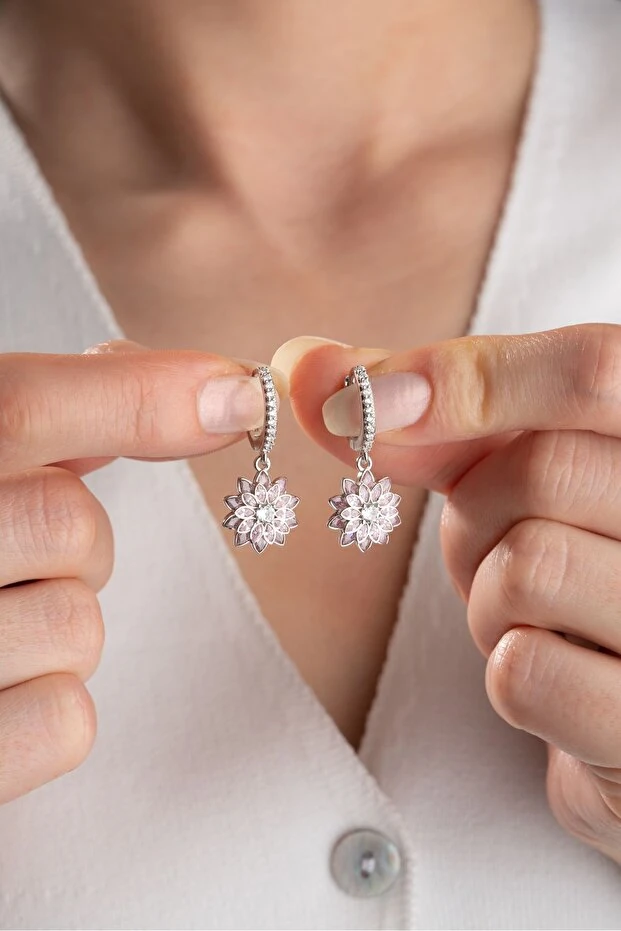 Gümüş Pembe Lotus Çiçeği Küpe