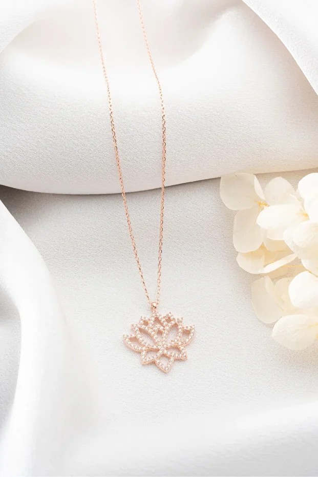 Gümüş Rose Lotus Çiçeği Kolye