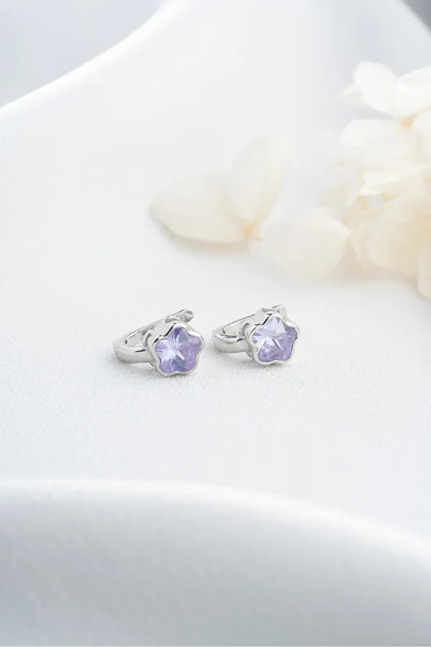 Gümüş Yıldız Minik Küpe