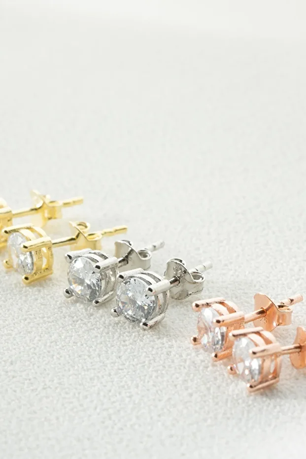 Gümüş Tektaş Çivili Küpe