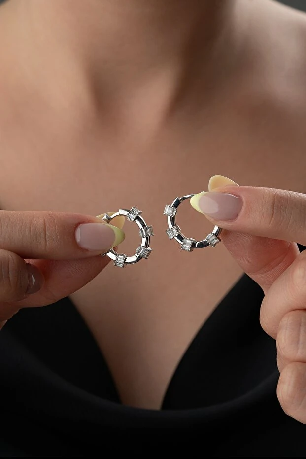 Gümüş Halka Baget Taşlı Küpe