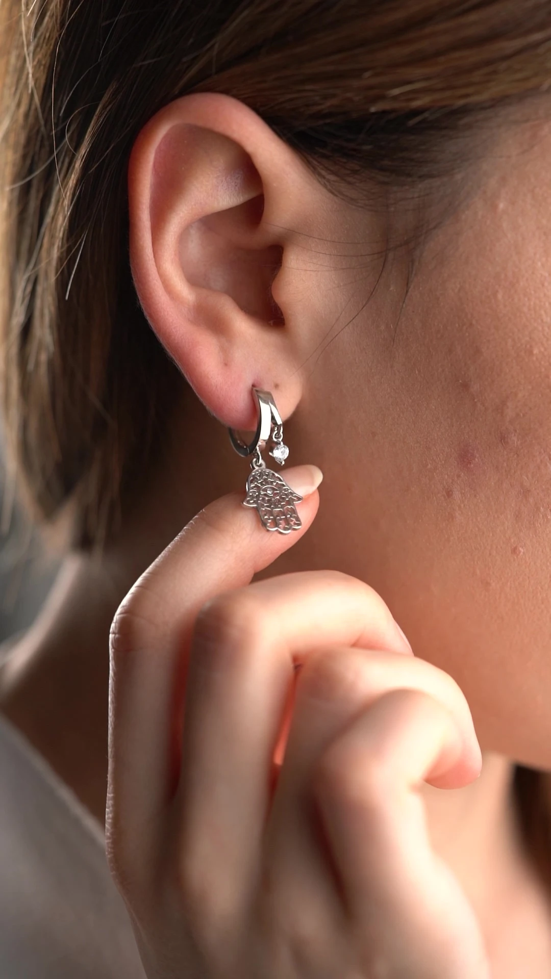 Gümüş Çift Taşlı Fatma Ana Eli Küpe