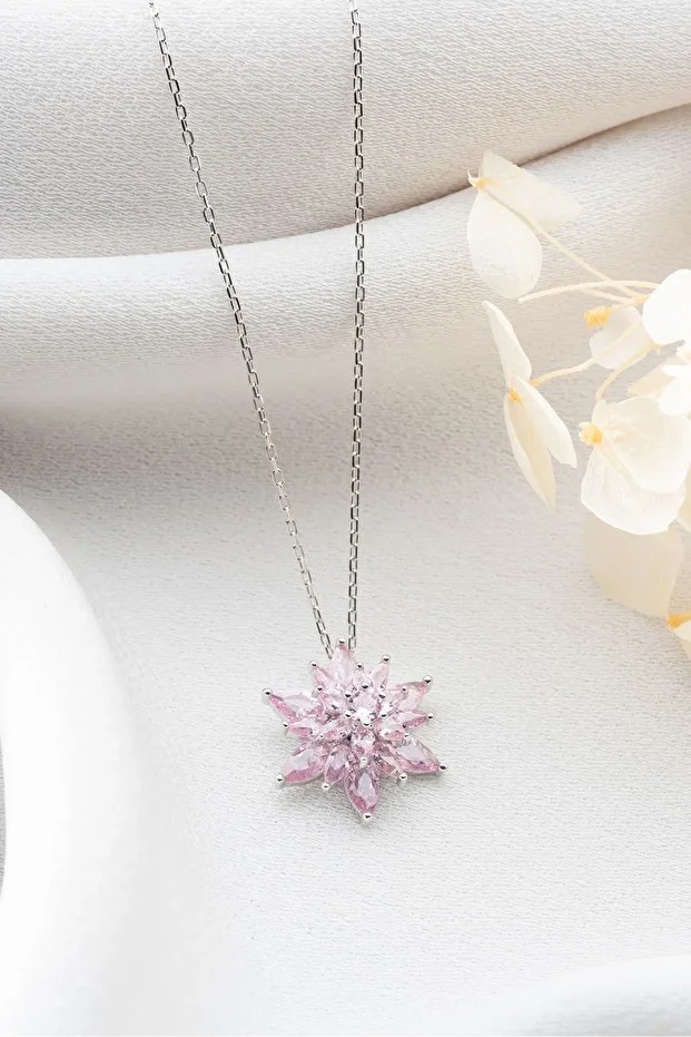 Gümüş Işıklı Kutu Pembe Buzlu Lotus Çiçeği Kolye