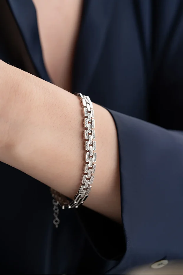 Gümüş Zirkon Taşlı Trend Bileklik