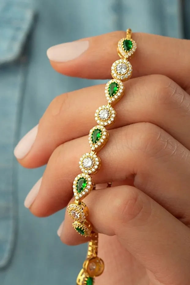 Gümüş Yeşil Damla Taşlı Asansörlü Bileklik