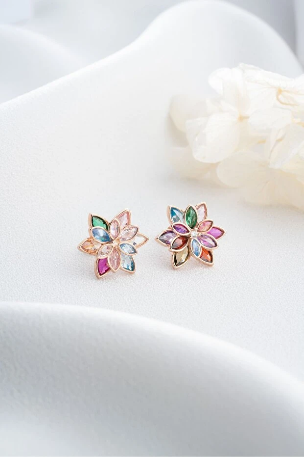 Gümüş Renkli Taşlı Lotus Küpe