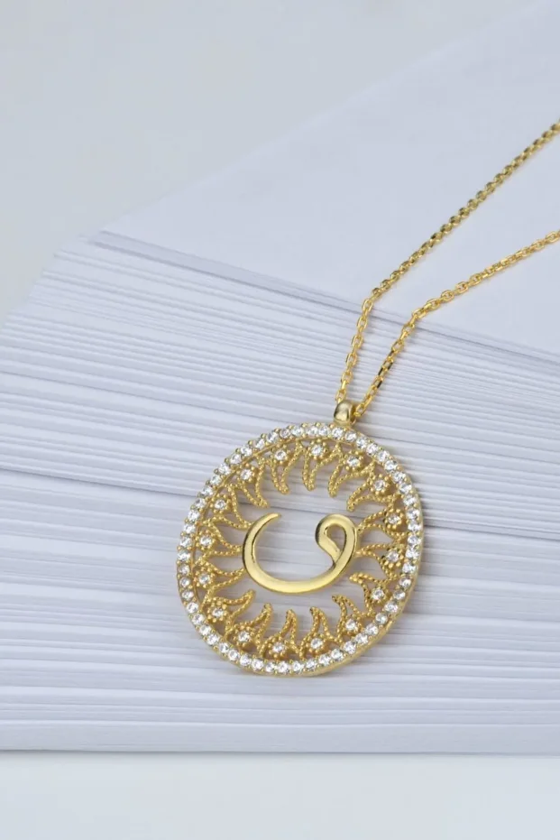 Gümüş Vav Desenli Kolye