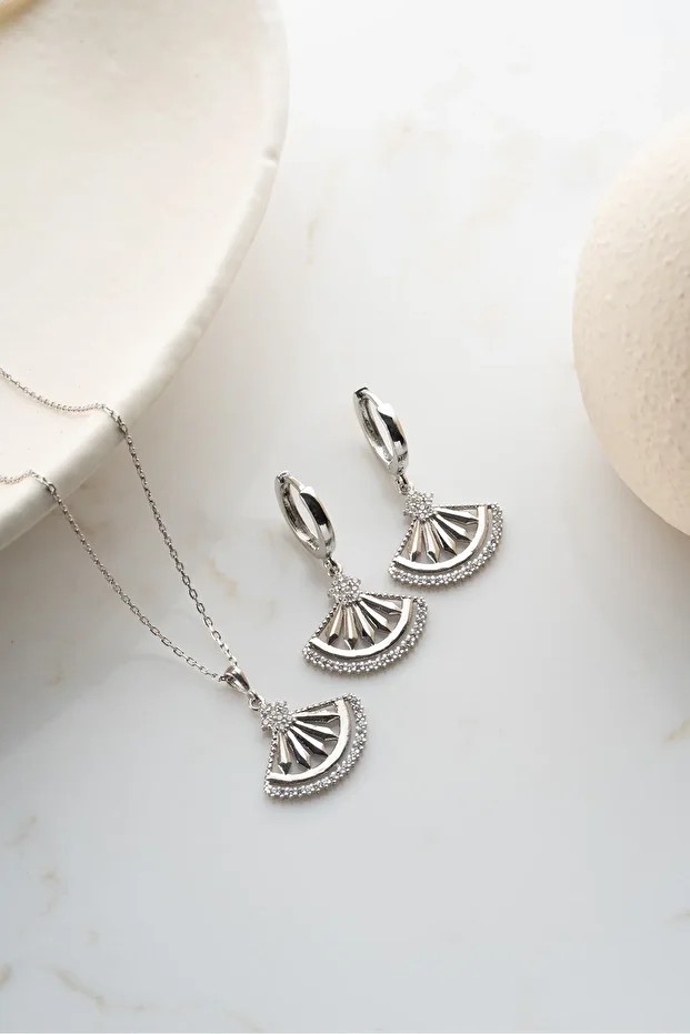 Gümüş Zirkon Taşlı Yelpaze (Kolye-Küpe) Set
