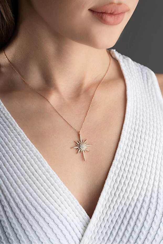 Gümüş Rose Zirkon Taşlı Kutup Yıldızı Kolye