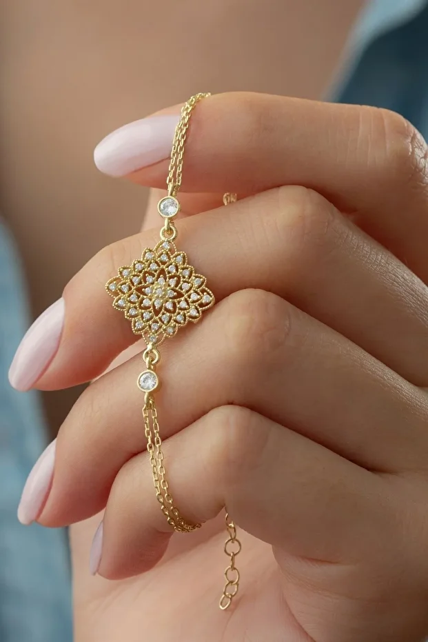 Gümüş Taş Motifli Chic Bileklik